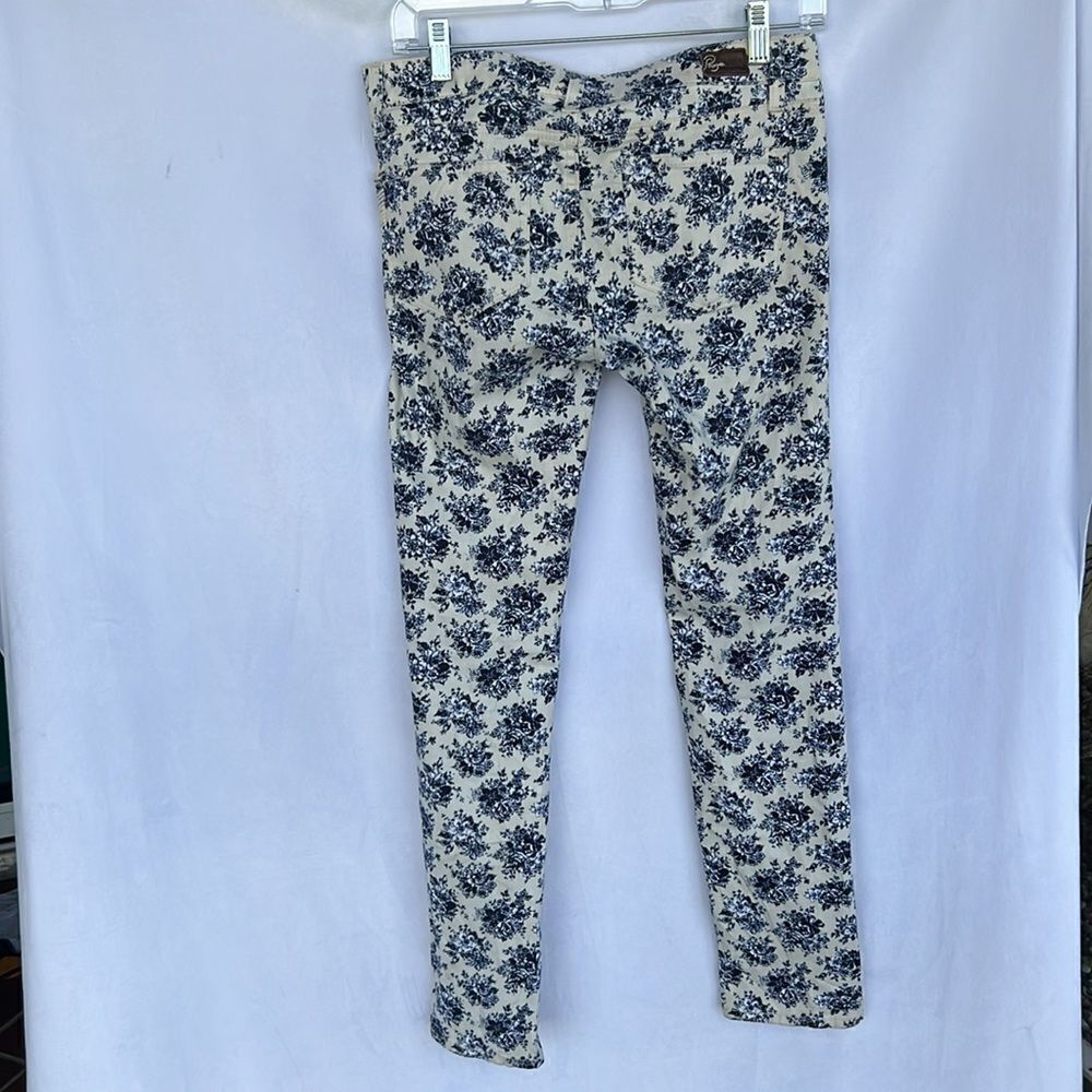 Paige Peg Skinny Floral Pants size 27 Denim Material - Picture 7 of 8